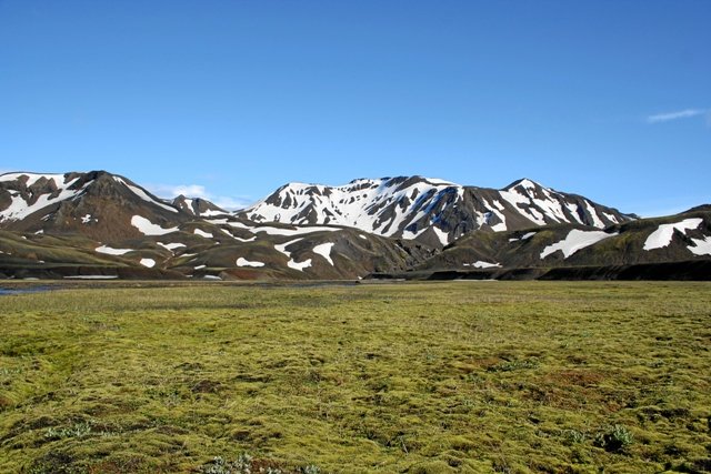 island1037.jpg