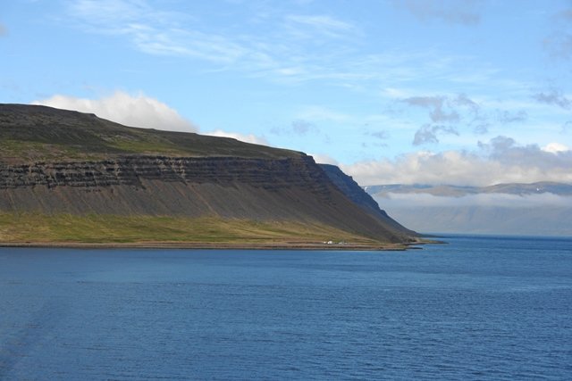 island1255.jpg