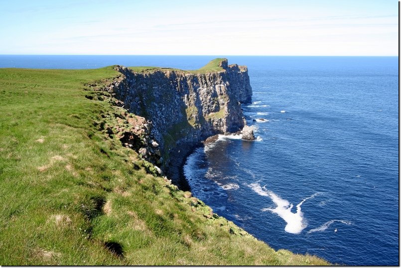 island-hp162.jpg