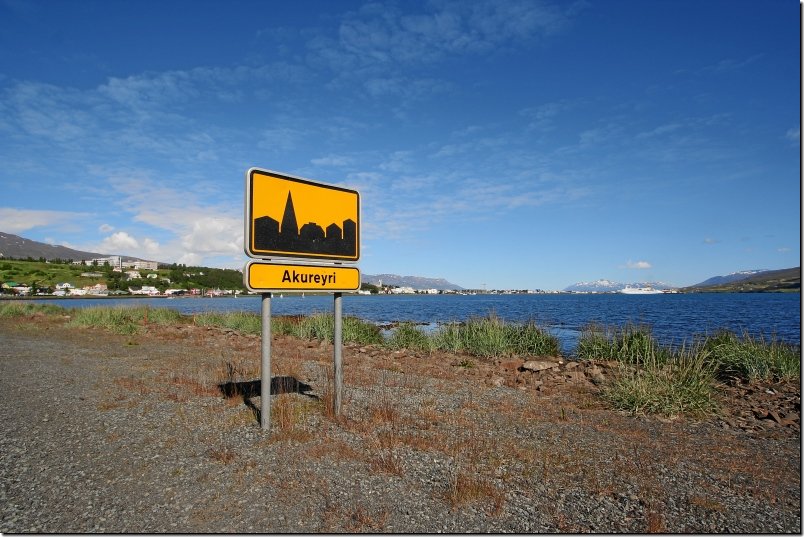 island-hp180.jpg