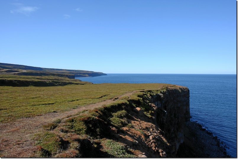island-hp204.jpg