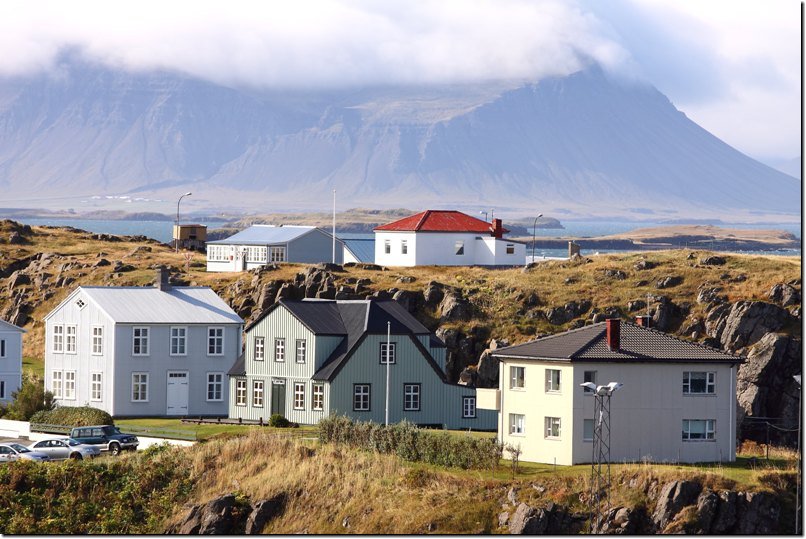 island_350.jpg